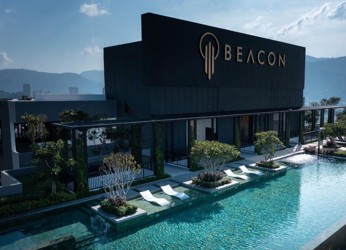 13 Beacon Executive Suites #Rooftoppool #Luxurysuites George Town Exteriör bild